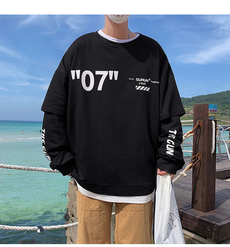 Bluză casual bărbătească cu decolteu rotund și aplicație