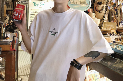 Tricou barbatesc model lat cu maneca scurta