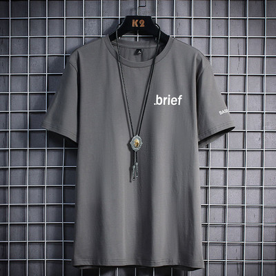 Ανδρικό μπλουζάκι νέο μοντέλο με οβάλ λαιμόκοψη και απλικέ