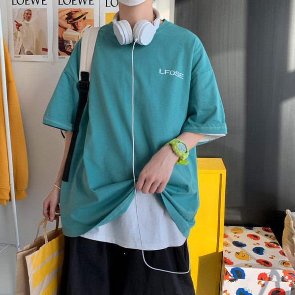 Tricou larg pentru bărbați cu decolteu rotund - în trei culori