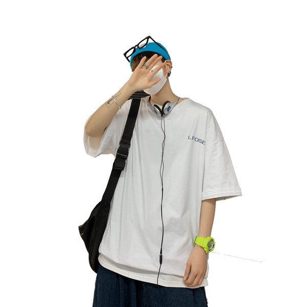 Tricou larg pentru bărbați cu decolteu rotund - în trei culori