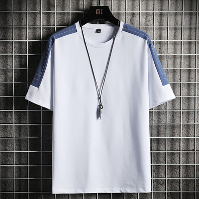 Tricou casual barbatesc cu decolteu oval si aplicatie - mai multe culori