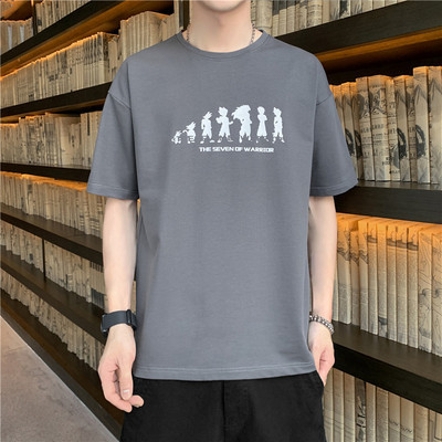 Tricou barbatesc model nou cu emblema si maneci scurte