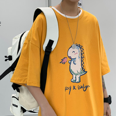 Tricou barbatesc cu aplicatie colorata - model larg in mai multe culori