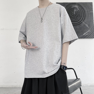 Tricou barbatesc modern model simplu