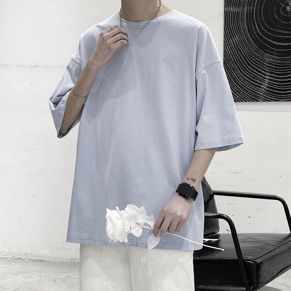 Tricou barbatesc modern model simplu