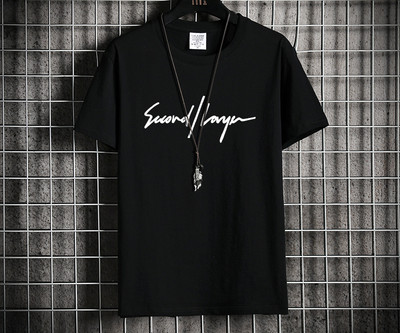 Novi model ljetne majice s natpisom