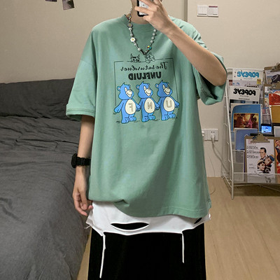 Tricou lat pentru bărbați cu aplicație colorată și mâneci scurte