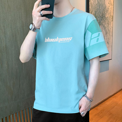 Ανδρικό μπλουζάκι μοντέρνο με κοντά μανίκια και οβάλ λαιμόκοψη