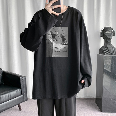 Bluză largă pentru bărbați cu decolteu oval și mâneci lungi