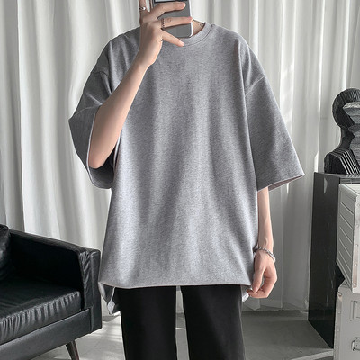 Tricou larg pentru bărbați cu aplicație curcubeu