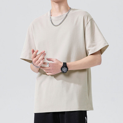 Tricou barbatesc cu maneca scurta si decolteu oval - model simplu