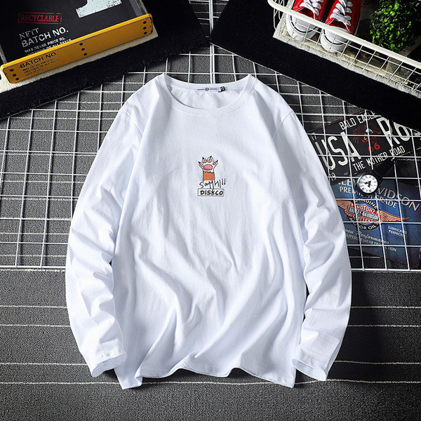 Bluză lată pentru bărbați cu aplicație și decolteu oval