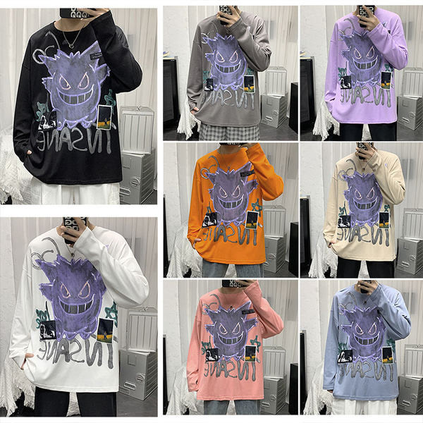 Bluza barbatesta cu decolteu oval si aplicatie