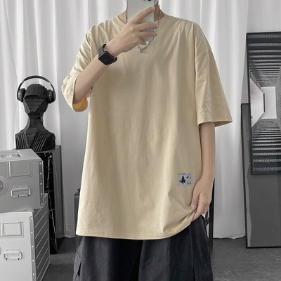 Tricou barbatesc model larg cu aplicatie