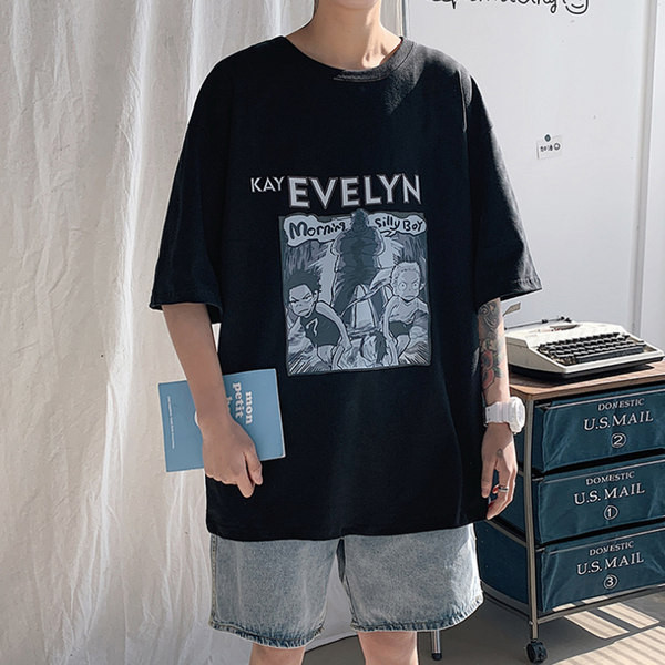 Tricou bărbătesc cu aplicație și mâneci scurte