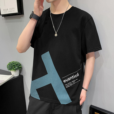 Tricou pentru bărbați modern cu mâneci scurte și aplicație în mai multe culori