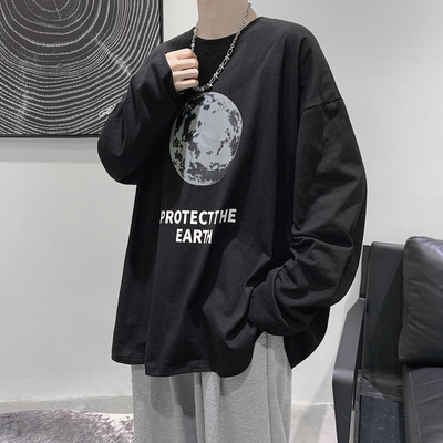 Tricou bărbătesc cu aplicație în trei culori și mâneci lungi