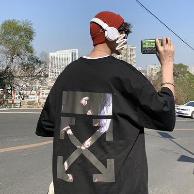 Široki model muške majice s 3/4 rukavima