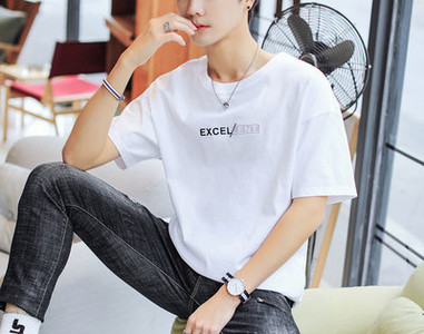 Tricou casual cu decolteu rotund si maneci scurte pentru barbati