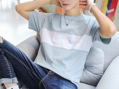 Tricou casual cu decolteu rotund si maneci scurte pentru barbati