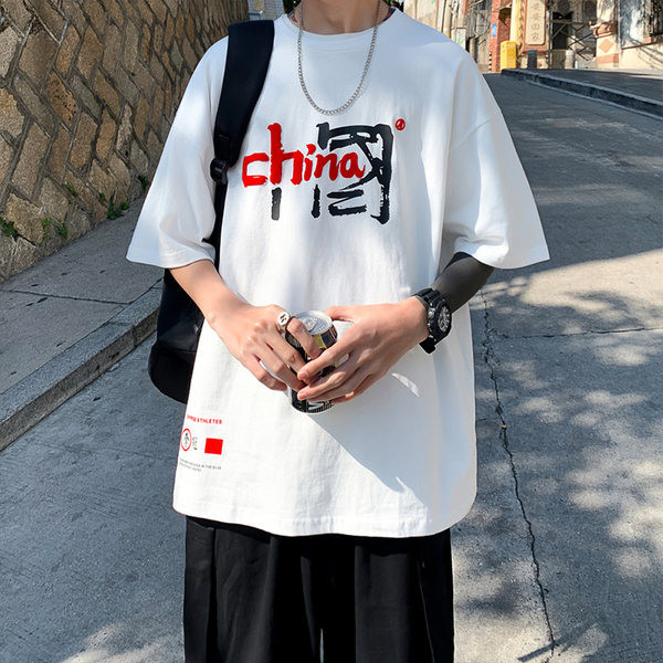 Tricou casual barbatesc cu imprimeu si decolteu rotund - model larg