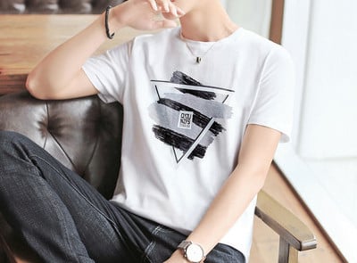 Moderna muška majica s aplikacijama i ovalnim izrezom - više boja