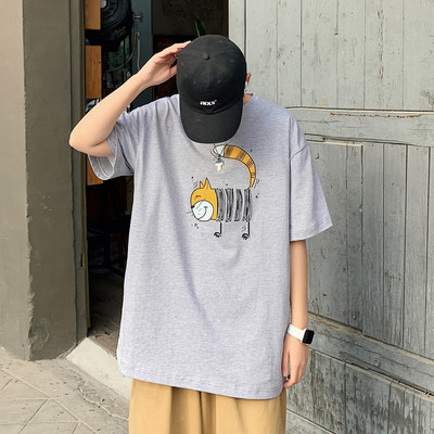 Tricou barbatesc model larg cu aplicatie