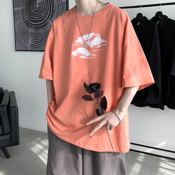 Tricou larg de vara cu aplicatie