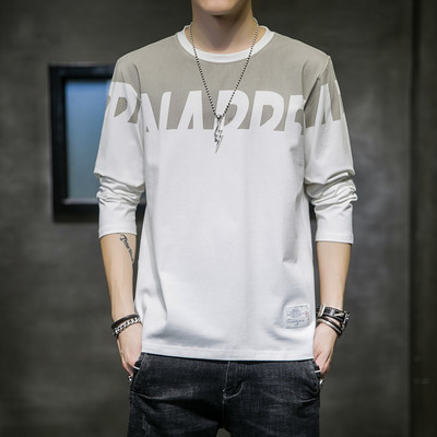 Tricou pentru bărbați cu mâneci lungi și decolteu oval