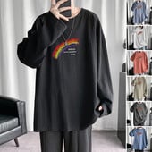 Bluză lungă pentru bărbați cu decolteu rotund și aplicație colorată