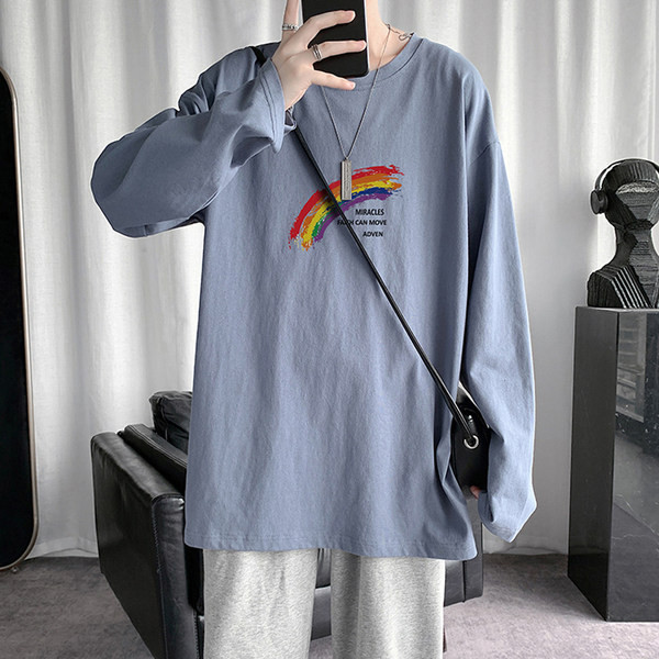 Bluză lungă pentru bărbați cu decolteu rotund și aplicație colorată