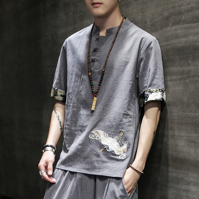 Bluza barbateasca cu broderie si maneci 3/4