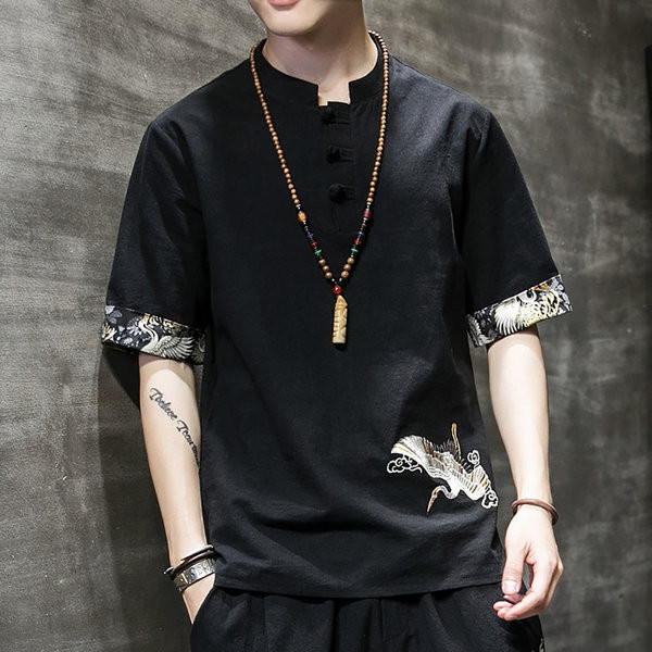 Bluza barbateasca cu broderie si maneci 3/4