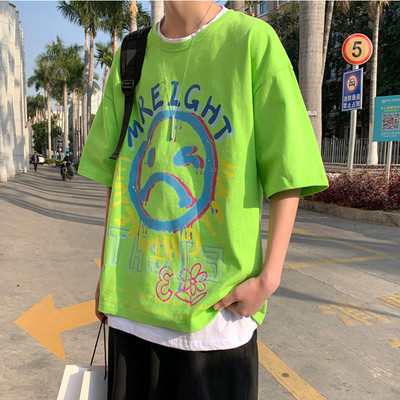 Široki model muške majice s aplikacijom i 3/4 rukavima