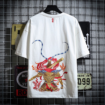 Tricou de vara cu broderie colorata pe spate