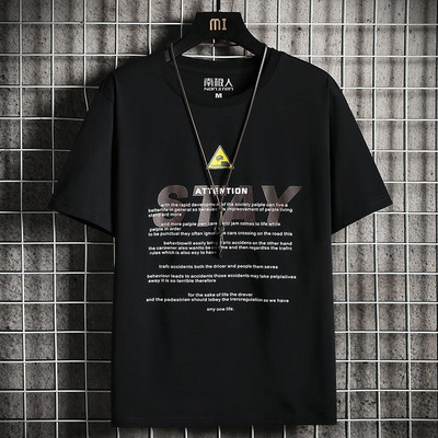 Tricou barbatesc model nou cu aplicatie si maneci scurte