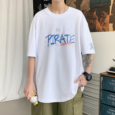 Tricou barbatesc cu decolteu rotund si imprimeu - model larg