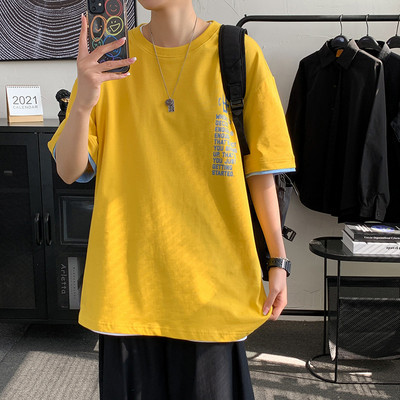 Tricou barbatesc cu decolteu rotund si imprimeu - model larg