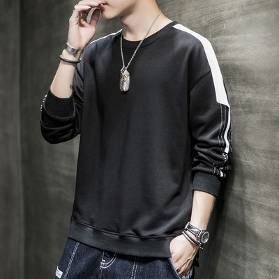 Bluză pentru bărbați cu decolteu oval și mâneci lungi