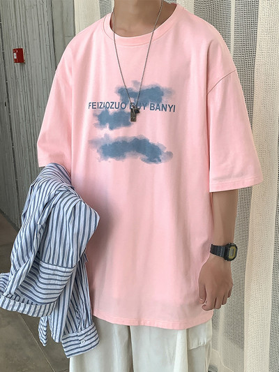 Tricou lat de vară cu o inscripție