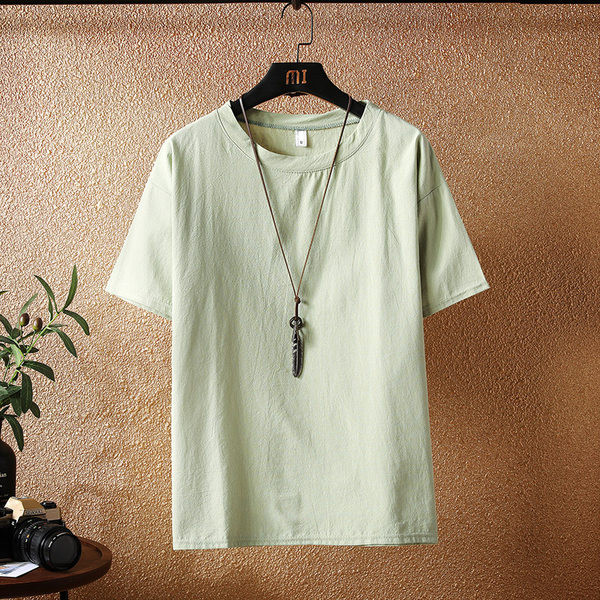 Tricou monocolor cu mâneci scurte, potrivit pentru utilizarea de zi cu zi