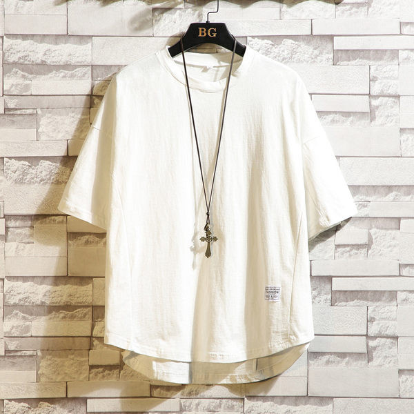 Šarena muška majica s kratkim rukavima i okruglim izrezom