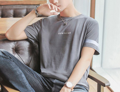 Ανδρικό μπλουζάκι μοντέρνο με κοντά μανίκια και στρογγυλή λαιμόκοψη - διάφορα χρώματα