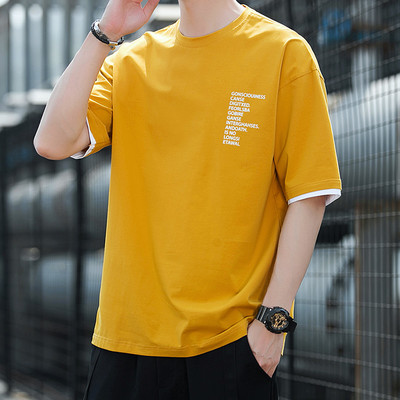 Tricou modern pentru bărbați cu mâneci 3/4 și emblemă