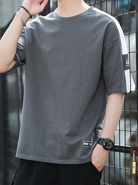 Tricou modern pentru bărbați cu mâneci 3/4 și emblemă