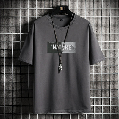 Tricou modern pentru bărbați cu inscripție și mâneci scurte - mai multe modele