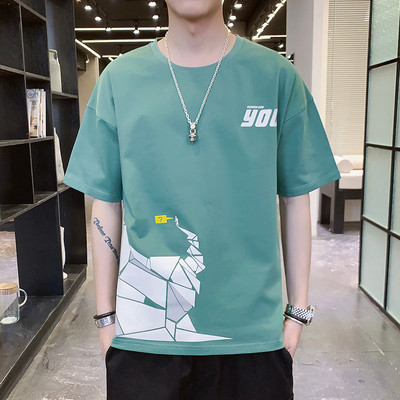 Tricou bărbătesc cu aplicație și mâneci scurte - mai multe modele