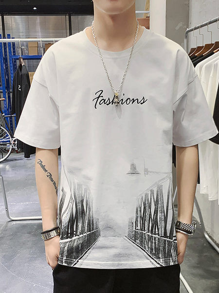 Tricou bărbătesc cu aplicație și mâneci scurte - mai multe modele