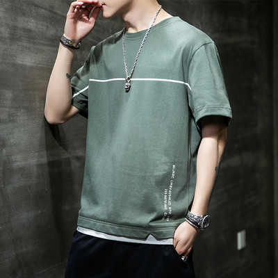 Tricou bărbătesc cu decolteu oval și inscripție - mai multe modele